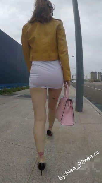 模拍-包臀裙高跟白腿美女 2K